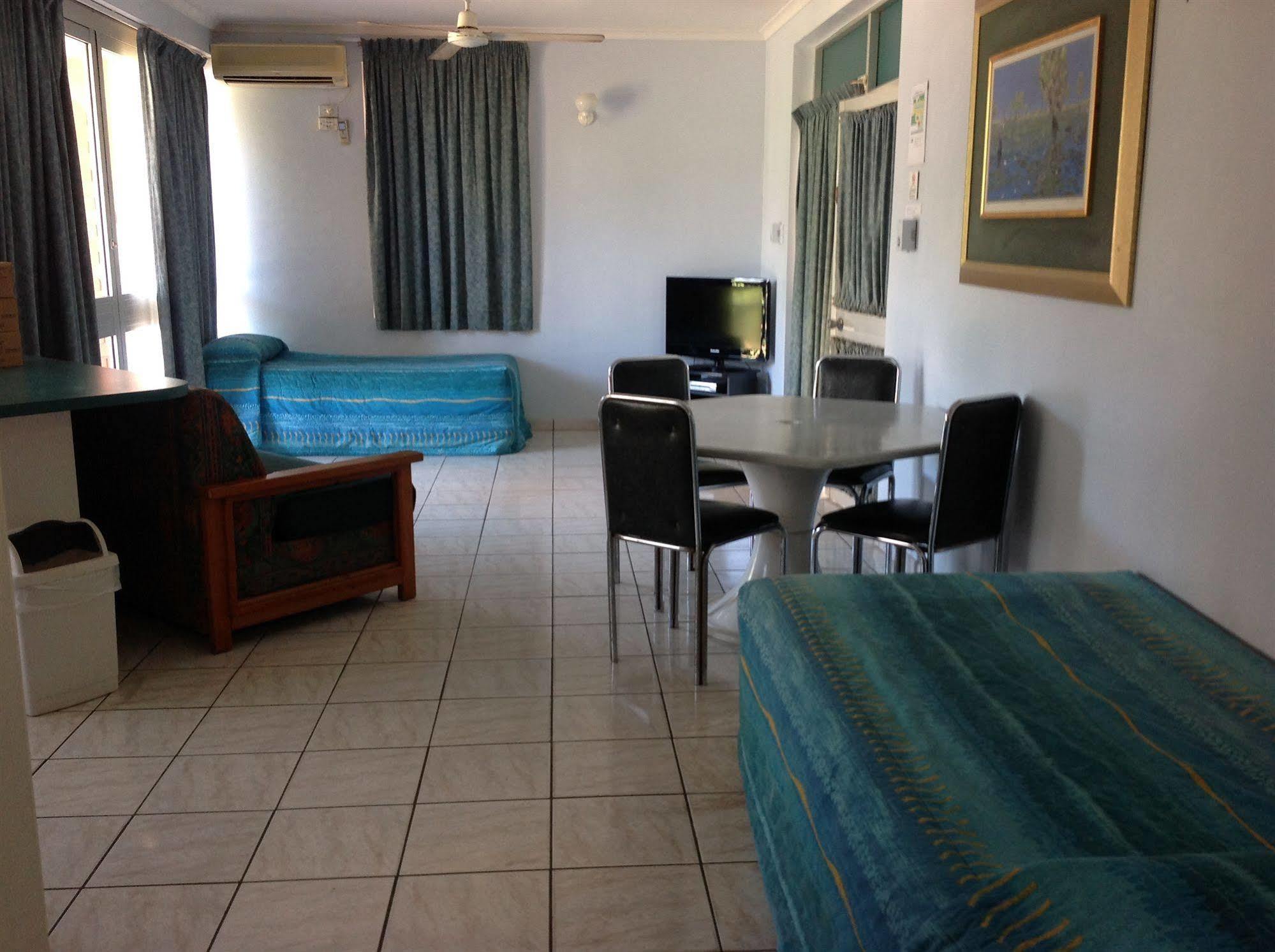 Palms Motel Дарвин Экстерьер фото