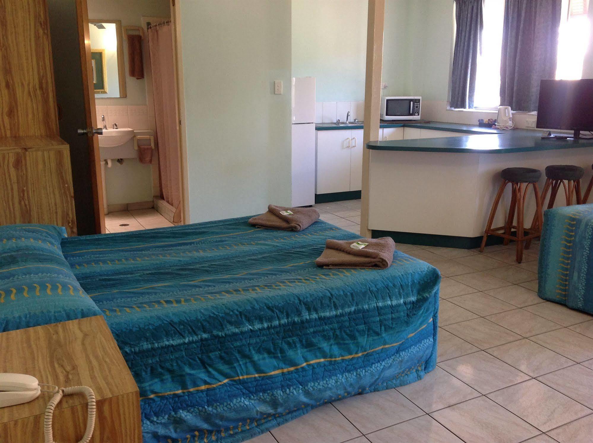 Palms Motel Дарвин Экстерьер фото