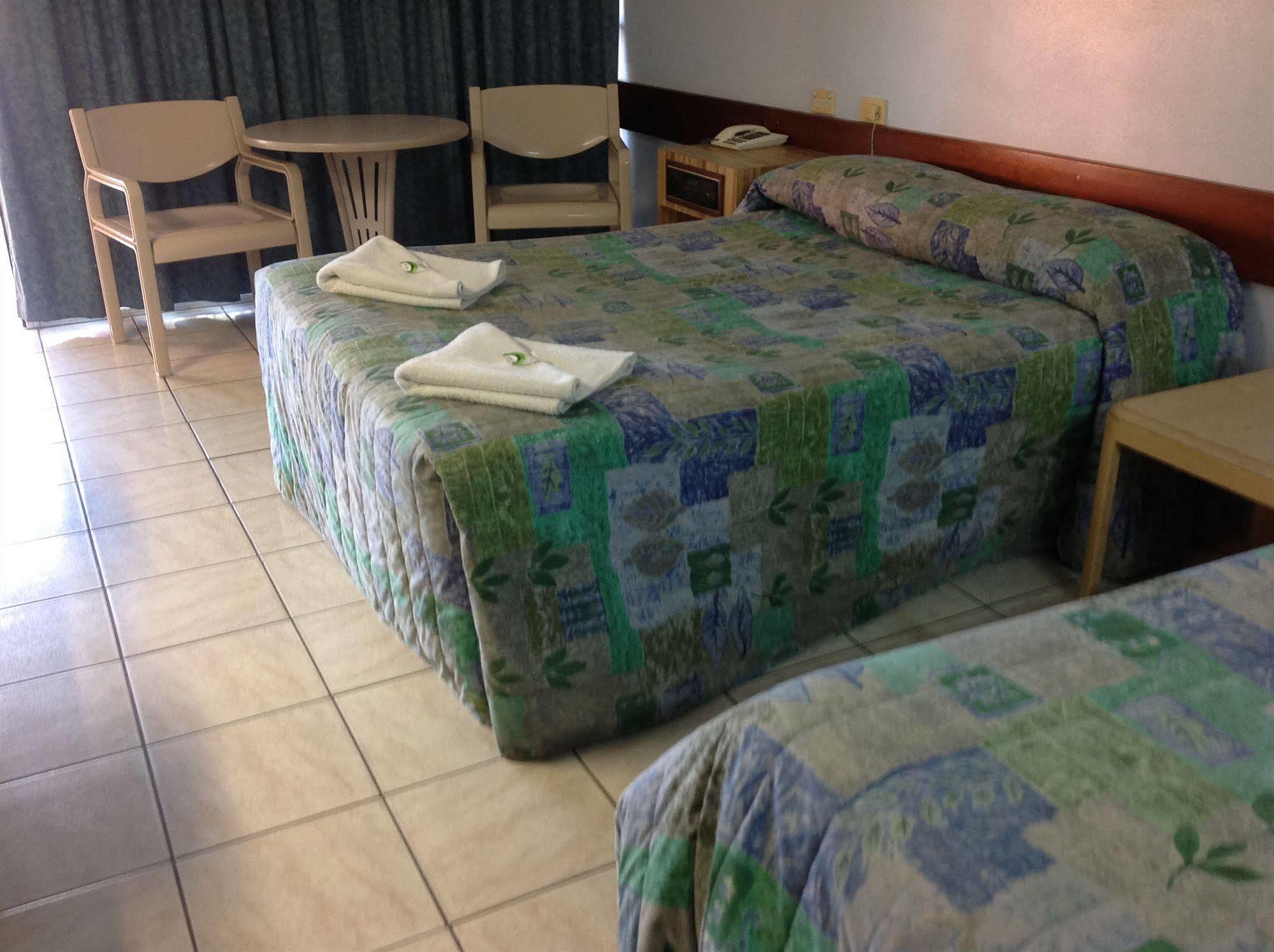 Palms Motel Дарвин Экстерьер фото